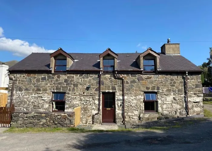 Traditional Welsh Cottage In Llanberis
